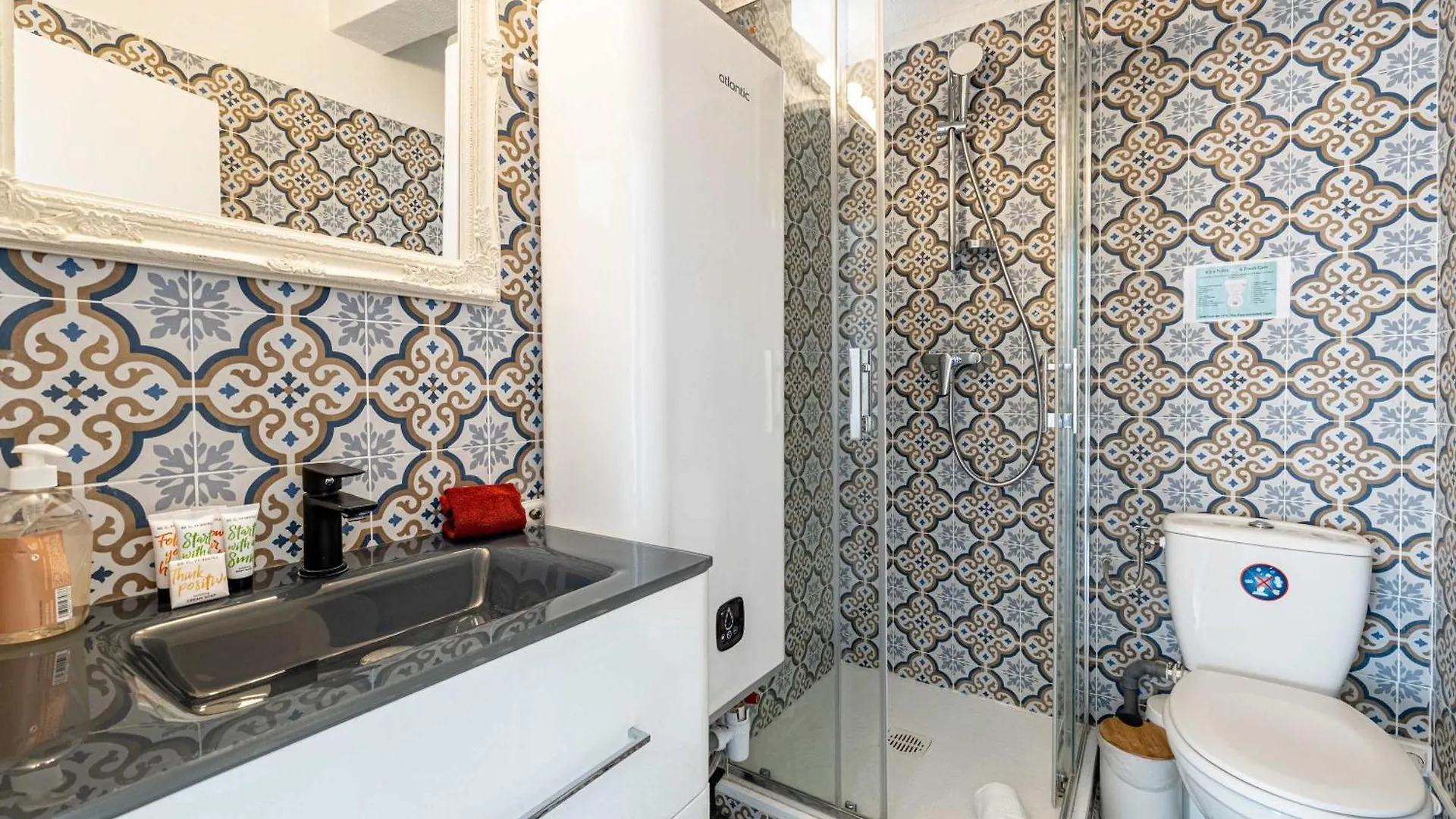 Le Bleute Au Coeur De Cannes, L'Adresse Ideale Pour Vivre La Ville 0*, Cannes